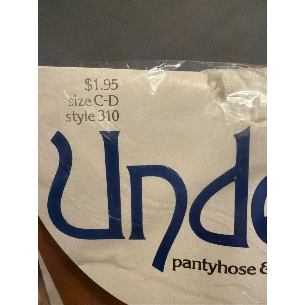NWT Vintage Slenderalls Underalls PantyHose White Suntan Brief Legs Size C-D 80s